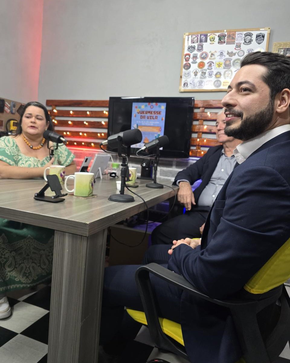 Fefinha conduz a conversa sobre Direito da Saúde.